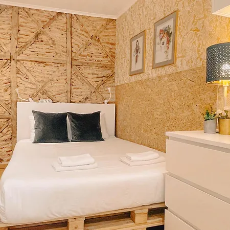 Appartement As A Local! - Bairro Alto Typical Cost Lissabon